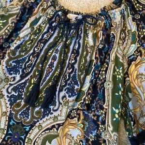 Beautiful Boho bohemian top. Gently worn. Vibrant colors. Size Small medium